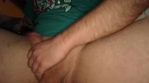 Snapshot of a_dickens_cider chatting on October 31, 2025, 3:18 am dickens cider online show from October 31, 2025, 3:18 am