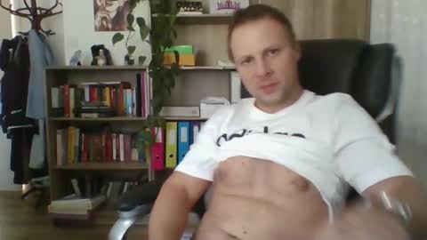 Snapshot of aaaandzzz chatting on February 4, 2025, 12:44 pm Long distance cumshot online show from February 4, 2025, 12:44 pm