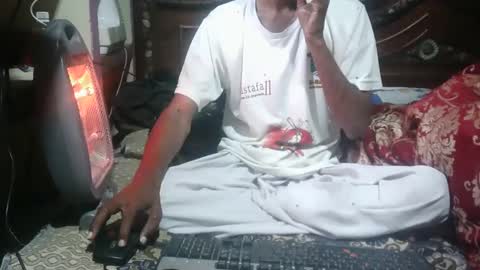 aakhan804 online show from February 19, 2025, 7:05 pm