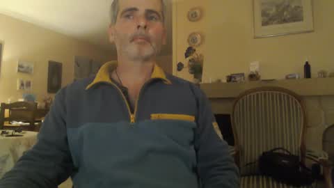 Aalex1717 online show from January 9, 2025, 7:50 pm