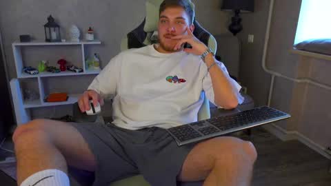 Alex online show from March 9, 2025, 8:18 am