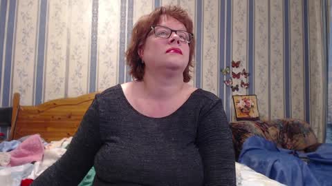 NINA online show from April 9, 2026, 7:30 pm