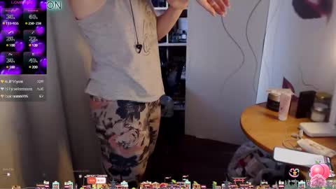 Katie online show from February 15, 2025, 10:33 am