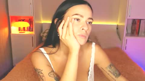 Snapshot of aamica chatting on December 20, 2024, 8:45 pm Lea online show from December 20, 2024, 8:45 pm