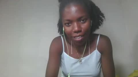 Snapshot of aangevelo chatting on November 3, 2025, 9:54 am aangevelo online show from November 3, 2025, 9:54 am