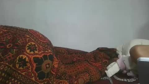 Snapshot of aangevelo chatting on November 11, 2025, 10:48 am aangevelo online show from November 11, 2025, 10:48 am