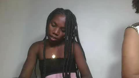 Snapshot of aangevelo chatting on November 16, 2025, 1:39 pm aangevelo online show from November 16, 2025, 1:39 pm