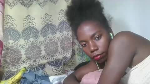 Snapshot of aangevelo chatting on November 22, 2025, 6:40 pm aangevelo online show from November 22, 2025, 6:40 pm