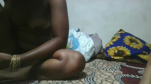 Snapshot of aangevelo chatting on November 27, 2025, 12:24 am aangevelo online show from November 27, 2025, 12:24 am