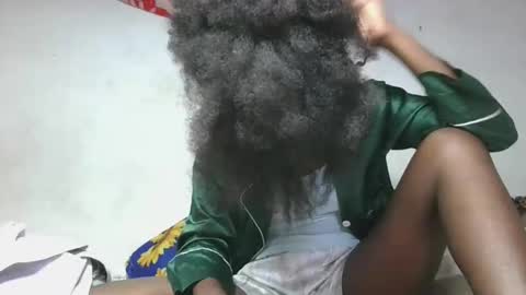 Snapshot of aangevelo chatting on November 28, 2025, 2:03 am aangevelo online show from November 28, 2025, 2:03 am