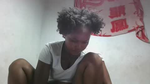 Snapshot of aangevelo chatting on December 3, 2025, 7:01 pm aangevelo online show from December 3, 2025, 7:01 pm