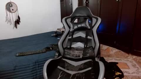 Snapshot of aarman_bannana chatting on December 1, 2025, 3:22 am aarman online show from December 1, 2025, 3:22 am