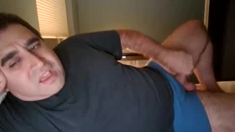 Aaron online show from November 4, 2025, 2:43 am