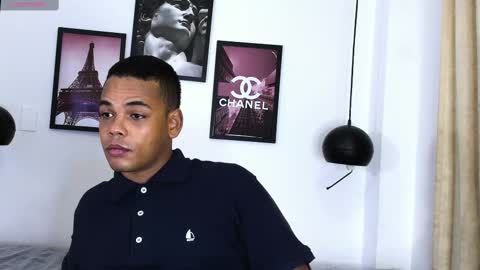 Snapshot of aaron_9827 chatting on January 25, 2025, 11:34 am aaron_9827 online show from January 25, 2025, 11:34 am