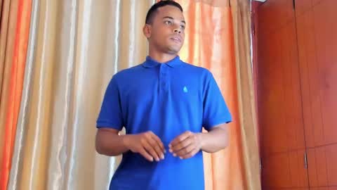 Snapshot of aaron_9827 chatting on January 27, 2025, 5:37 pm aaron_9827 online show from January 27, 2025, 5:37 pm