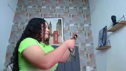 Aaron y Antonella online show from February 25, 2026, 8:29 pm