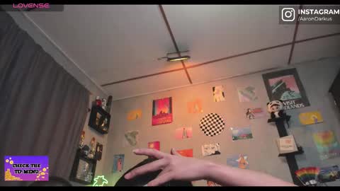 Aaron  online show from November 14, 2025, 11:35 pm