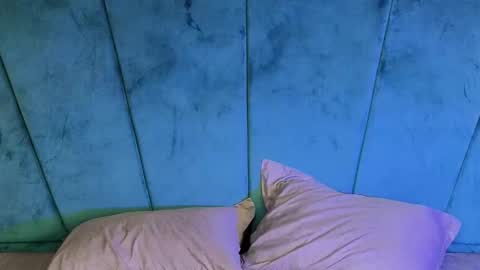 Aaron Ezequiel online show from September 14, 2025, 8:19 pm