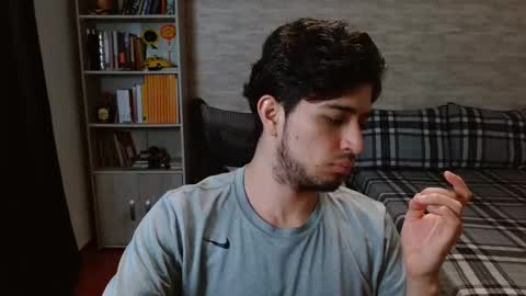 Aaron online show from February 6, 2026, 7:50 pm