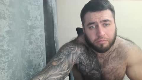 Snapshot of aaron_royal chatting on October 29, 2025, 3:25 pm Davin tayl online show from October 29, 2025, 3:25 pm