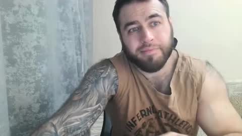 Snapshot of aaron_royal chatting on November 3, 2025, 4:41 pm Davin tayl online show from November 3, 2025, 4:41 pm