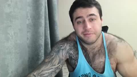 Snapshot of aaron_royal chatting on November 29, 2025, 6:00 pm Davin tayl online show from November 29, 2025, 6:00 pm