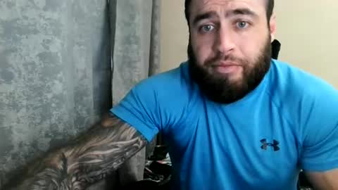 Snapshot of aaron_royal chatting on July 5, 2026, 4:25 pm Davin tayl online show from July 5, 2026, 4:25 pm