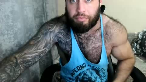 Snapshot of aaron_royal chatting on July 8, 2026, 3:05 pm Davin tayl online show from July 8, 2026, 3:05 pm