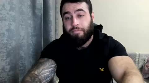 Snapshot of aaron_royal chatting on July 15, 2026, 5:40 pm Davin tayl online show from July 15, 2026, 5:40 pm