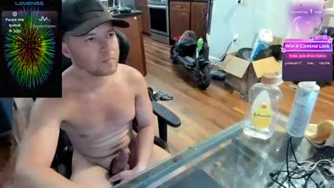 Snapshot of aaron_skye chatting on June 17, 2026, 1:19 am Aaron Skye online show from June 17, 2026, 1:19 am