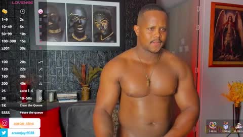 Snapshot of aaron_st chatting on February 11, 2026, 3:33 am Aaron online show from February 11, 2026, 3:33 am