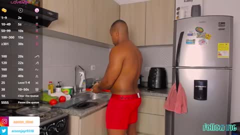Snapshot of aaron_st chatting on February 27, 2026, 4:18 pm Aaron online show from February 27, 2026, 4:18 pm