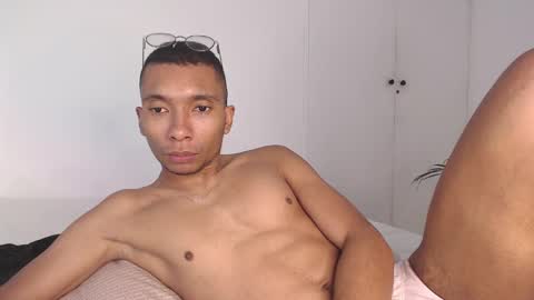 Snapshot of aaronblack1_ chatting on February 17, 2025, 5:10 pm Heyy my name is Aaron online show from February 17, 2025, 5:10 pm