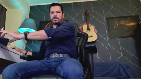 Snapshot of aaronbomer chatting on March 16, 2026, 6:06 am Aaron online show from March 16, 2026, 6:06 am