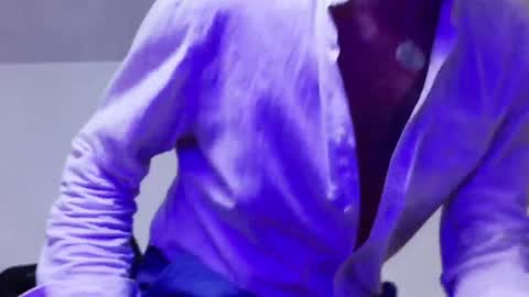 Snapshot of aaronbomer chatting on April 15, 2026, 1:12 am Aaron online show from April 15, 2026, 1:12 am