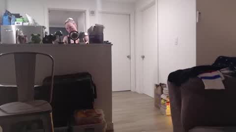 Aaron online show from November 29, 2025, 2:20 pm