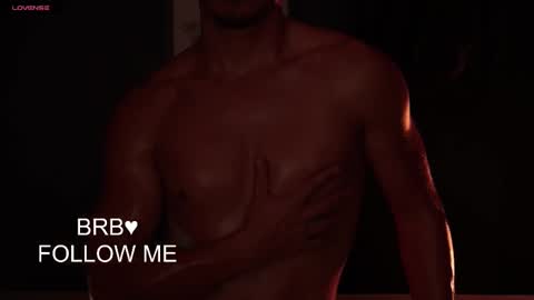 Snapshot of aaronfox_ chatting on February 21, 2026, 9:21 am AARON online show from February 21, 2026, 9:21 am