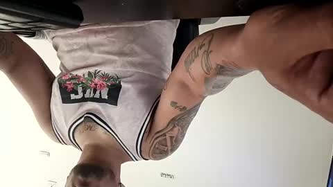 ig aaron hunter123 online show from January 3, 2025, 5:10 pm