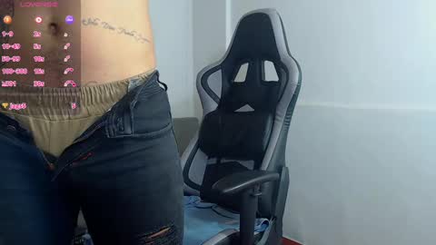 ig aaron hunter123 online show from September 14, 2025, 7:29 am