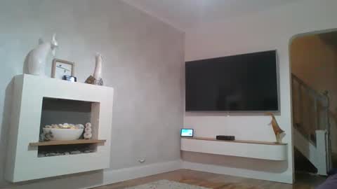 Aaron online show from January 12, 2026, 6:02 pm