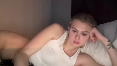 ababyy2901 online show from November 4, 2025, 8:46 am