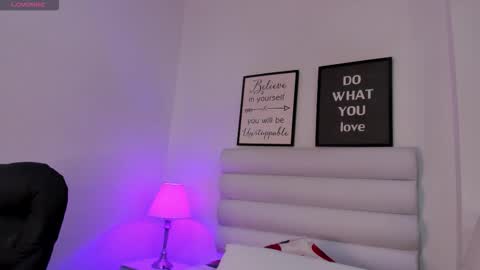 abbey_walker online show from January 17, 2026, 11:15 am