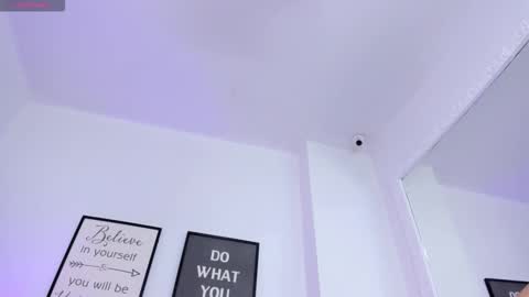 abbey_walker online show from March 27, 2026, 11:10 am