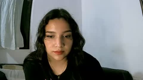 Abbie cute online show from October 28, 2025, 1:42 am