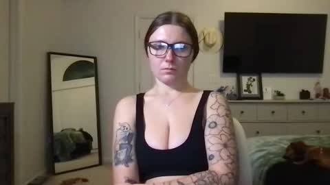 abbieeee2025 online show from December 13, 2025, 10:37 pm