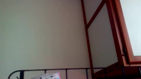 abbiprada online show from December 22, 2025, 6:27 pm