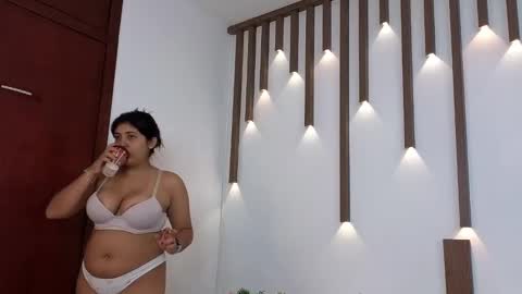 Abbygail online show from March 25, 2026, 12:33 pm