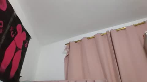 Snapshot of abby_moss_2 chatting on December 3, 2025, 9:18 am abby_moss_2 online show from December 3, 2025, 9:18 am