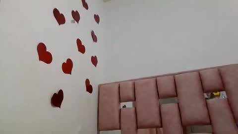 abby_moss_2 online show from April 6, 2026, 12:28 pm