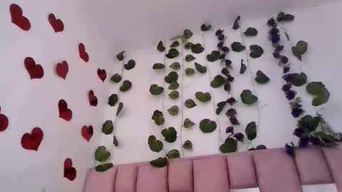 abby_moss_2 online show from May 26, 2026, 12:34 pm